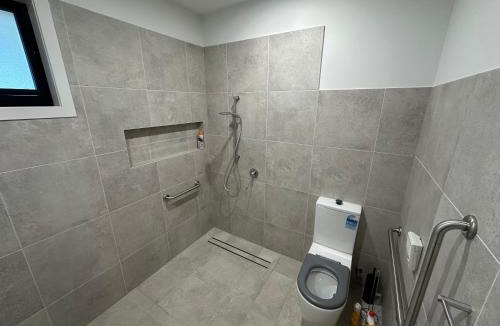 Beveridge House | Connecting Palms - Bevridge- Disability Friendly Holiday Home!