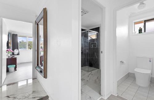 Werrington House | Contractors Welcome Spacious 4BR Free Parking
