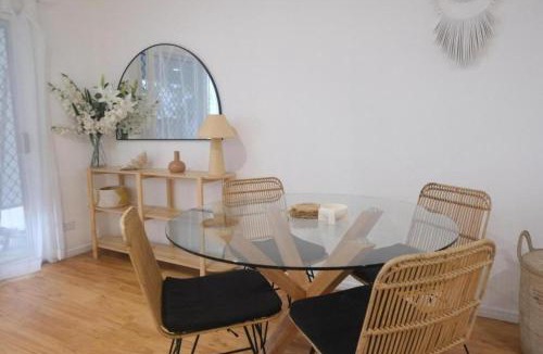 Coolangatta Apartment | Coolangatta Surf & Stay - Townhouse - Pet Friendly