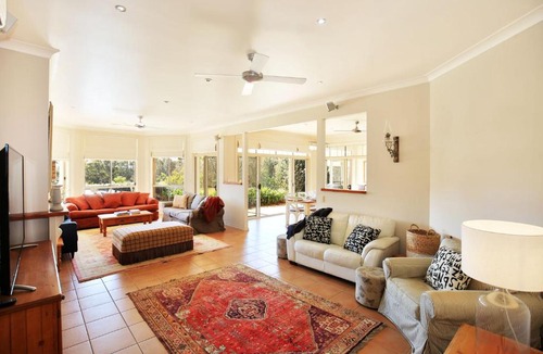 Berry House | Coolaroo Beach House - By Berry Getaways