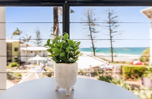 Coolum Beach Apartment | Coolum Beachside Studio