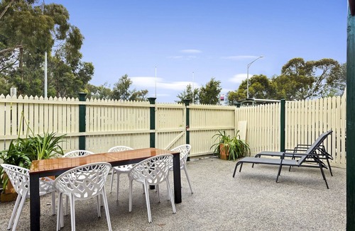 Lorne Apartment | Cora Lynn 3