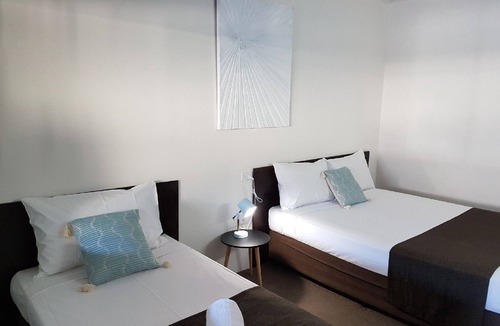 Mackay Hotel | Coral Sands Motel
