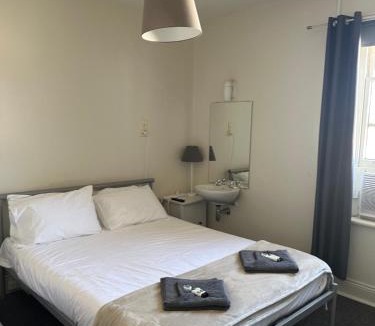 Moonta Hotel | Cornwall Hotel