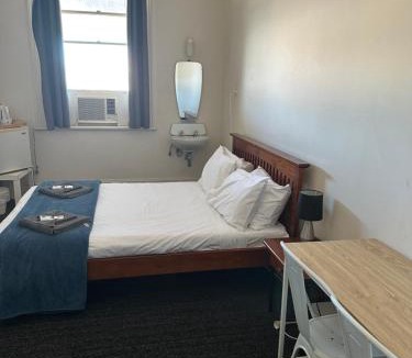 Moonta Hotel | Cornwall Hotel