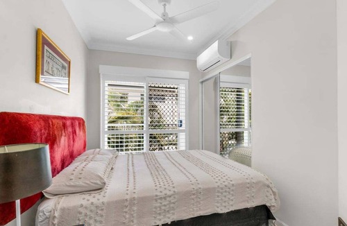 Trinity Beach Resort | Costa Royale 3 Bedroom Beachfront Apartment 9
