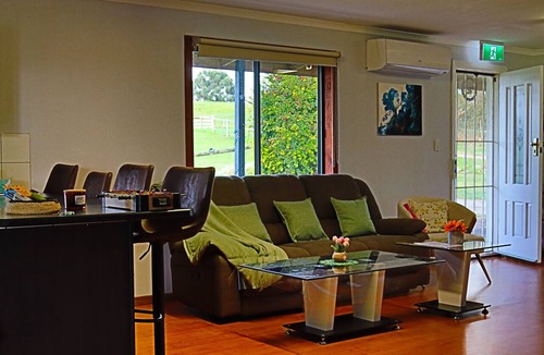 Compton House | Country side Bliss