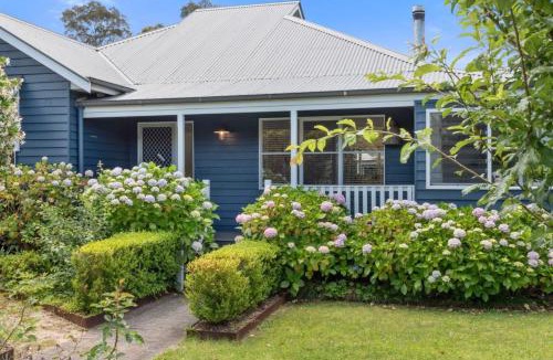 Milton House | Countryside Luxe - 5 minute drive to the Beach!