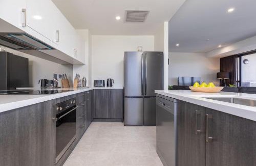 Forster Apartment | Cove 601