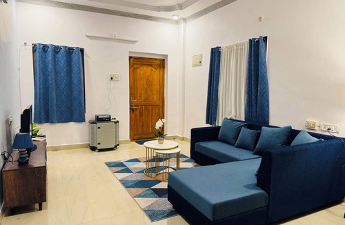 Tirupati Apartment | Cozy 2-bedroom apartment with AC, WiFi in nice Tirupati
