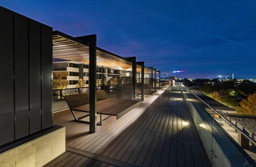 Dickson Apartment | Cozy 2BR-2BA Rooftop Pool & BBQ, WiFi & Netflix