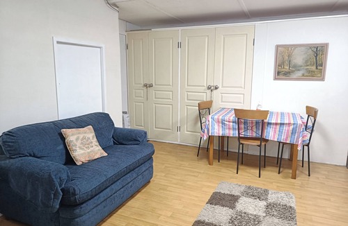 Beecroft Apartment | Cozy and Peaceful Apartment with Beautiful and Tranquil Garden