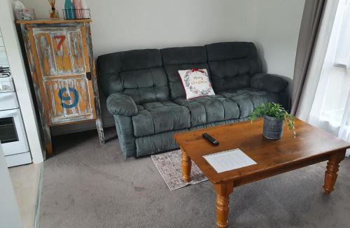 Marong House | Cozy Home Style Accommodation