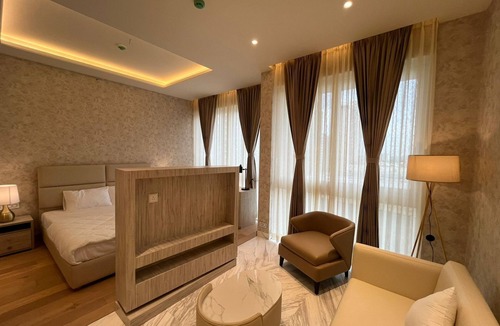 Bengaluru Condo | Cozy luxury studio with wifi in charming Bengaluru