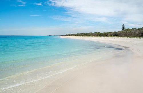 Geographe House | Cozy Pet-Friendly Winter Stay in Busselton