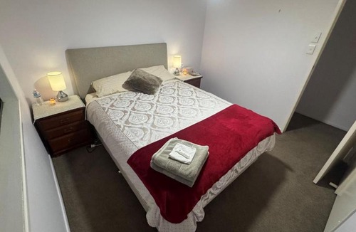 Brighton House | Cozy Quiet Beach room R2