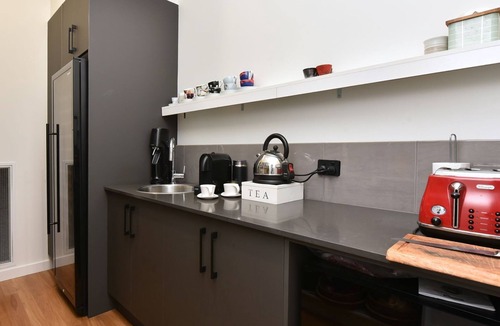 Elderslie House | Cranky Corner River View! Where Luxury Meets Nature