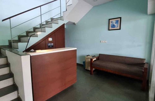 Chithirapuram Hotel | Crayons Guest House