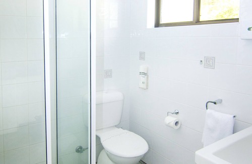 Taree Hotel | Crescent Motel