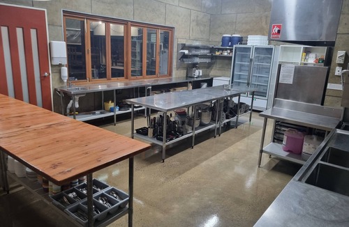 Wallaroo Cabin | cu@wallaroo - cu1 Group Accommodation