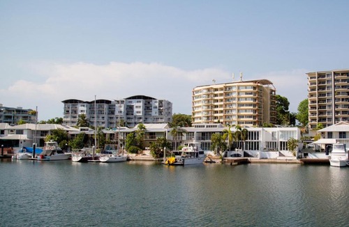 Cullen Bay Apartment | Cullen Bay Resorts