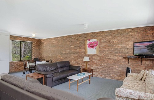 Barragga Bay Cottage | Cuttagee Beach Cottage 3 - Tathra Bermagui Rd 3521