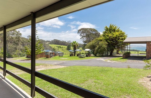 Barragga Bay Cottage | Cuttagee Beach Cottage 3 - Tathra Bermagui Rd 3521