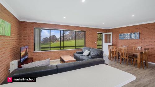 Barragga Bay House | Cuttagee Beach Cottage 6 - Tathra Bermagui Rd 3521