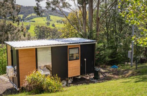 Cygnet House | Cygnet Valley Hideaway by Tiny Away