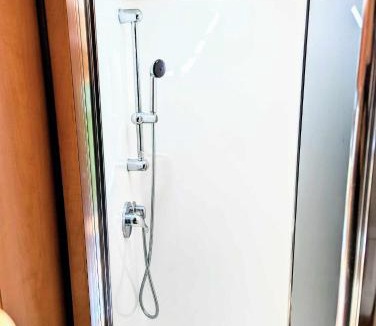Emerald House | Cypress Caravan Stay