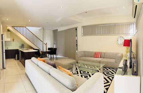 Maidstone House | D104 Winston Fresh Fantastic