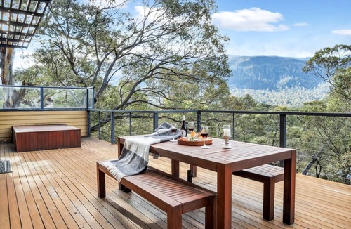Crackenback Ski Chalet | Dacha Mountain Chalet | Crackenback | Large 2BR