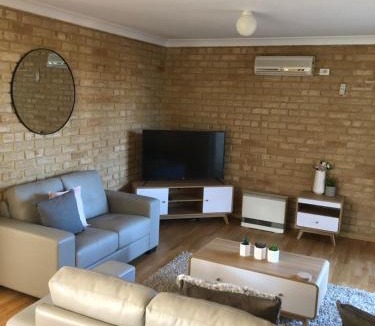 Mullaloo House | Dampier House Mullaloo-Perth