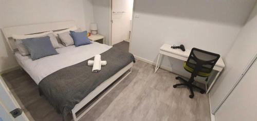 City East Apartment | Dana-Cozy Studio with Shared Entry in the City
