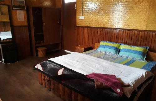 Geyzing House | Daragaon Retreat (Gurung Homestay)