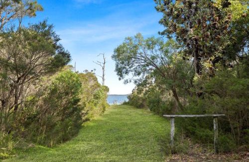 Forge Creek House | Dargo - Waterfront Retreat