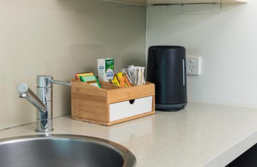 Darwin City Centre Apartment | Darwin Harbour Sunset Views