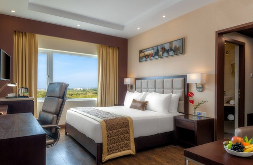 Kelambakkam Hotel | Days Hotel Chennai OMR