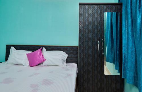 Dumdum House | deb Guest House And Banquet hall
