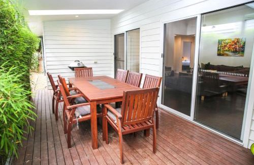 Bright House | Decked Out At Bright