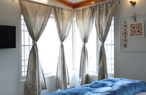 Tehri Bed & Breakfast | DeerWood Cottages