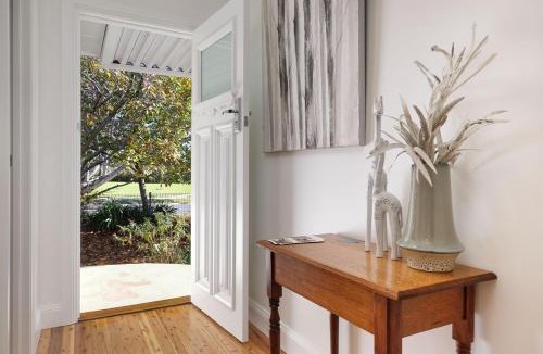 South Albury House | Delightful Digs on David