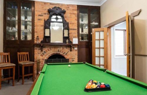 Lancefield House | Deluxe Villa - Circa 1860s Homestead