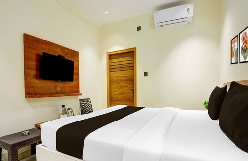 Anantapur House | Deluxeshree Maruthi Inn TR Residency