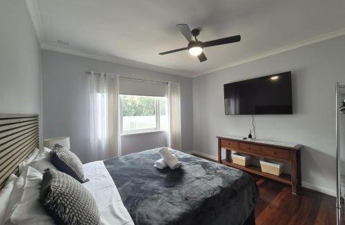 Esperance House | Dempster House