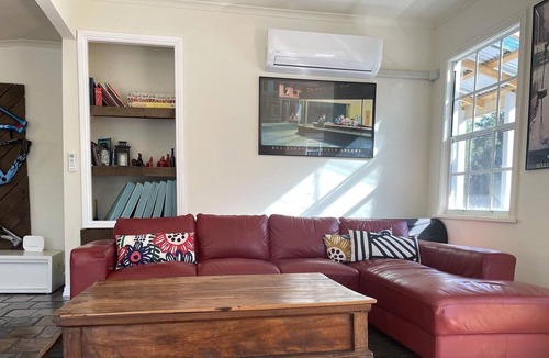 Derby Cottage | Derby Phoenix-great base for mountain biking, floating sauna or touring