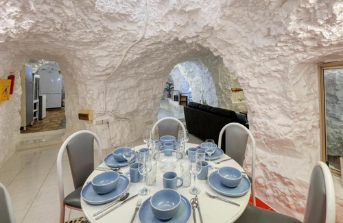 White Cliffs House | Desert Hideaway - White Cliffs