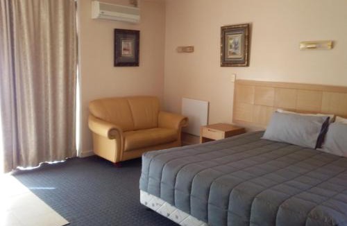 Broken Hill Hotel | Desert Sand Motor Inn