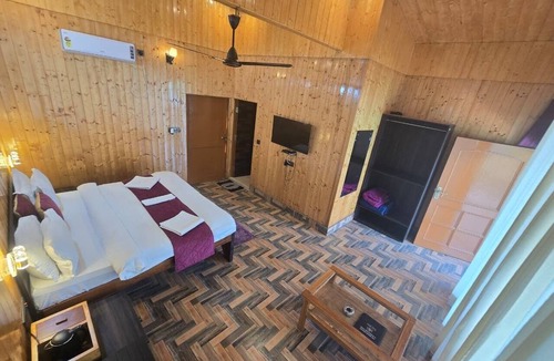 Naukuchiyatal Resort | Dev Bhumi Resort