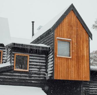 Dinner Plain Ski Chalet | Dibbin’s Chalet